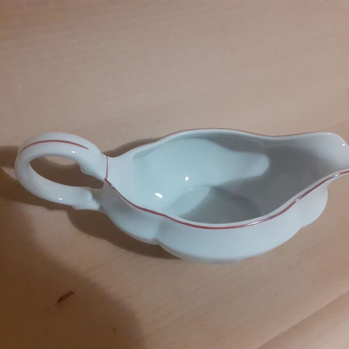 Porcelain soup tureen and sauce boat set like new, Izida, Made in Bulgaria