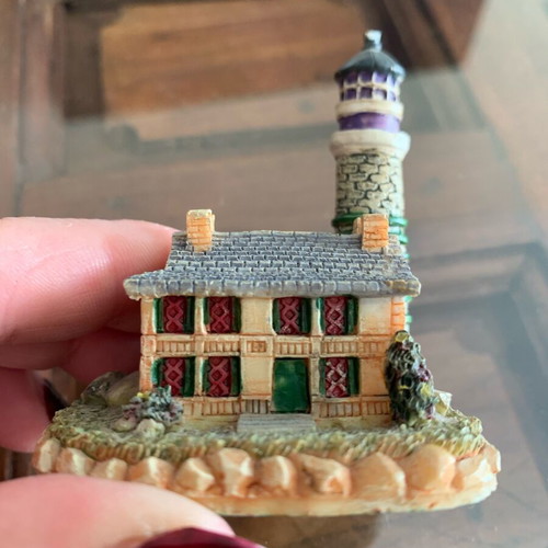 Decorative ceramic miniature new from Switzerland