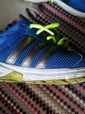 Adidas athletic shoes used, size 44, blue