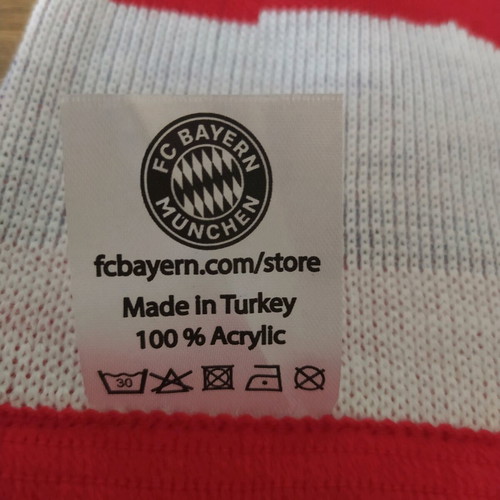 Bayern M football scarf like new, authentic