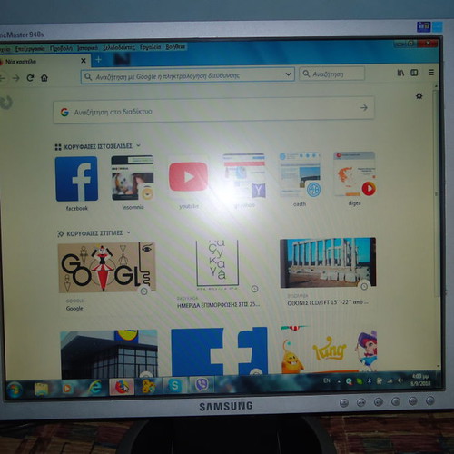 17-inch monitors used without dead pixels