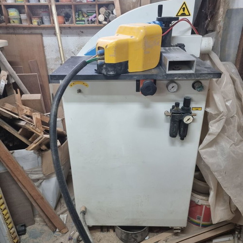 PVC corner rounder Vitap used for melamine doors