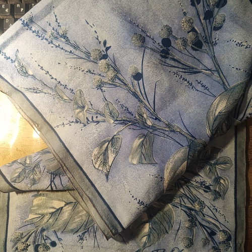 Pier Olivier Paris scarf, vintage Parisian style