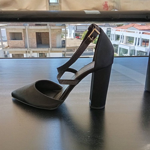 Black satin pointed pumps new, size 40, Greek made