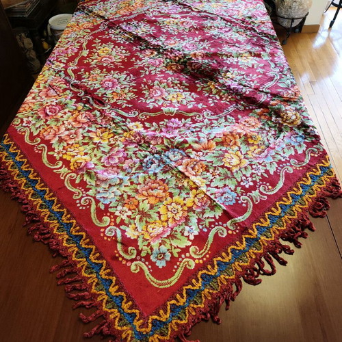 Vintage velvet tablecloth 160x160 like new