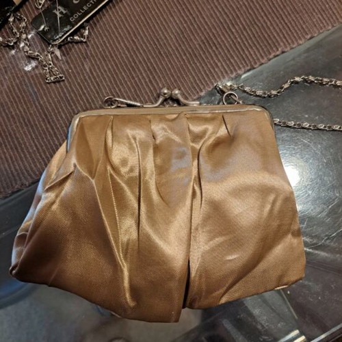 Vintage satin handbag new, gold color with metal chain