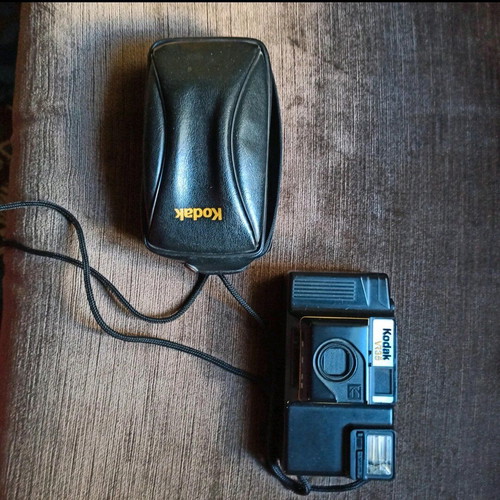 Kodak cameras like new, pack of 2