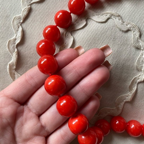 Red necklace 925 stamped like new with silver details