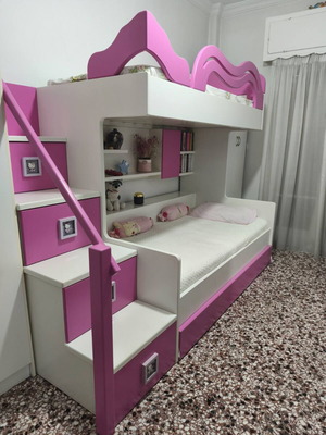 Bunk bed like new with storage and third mattress mechanism