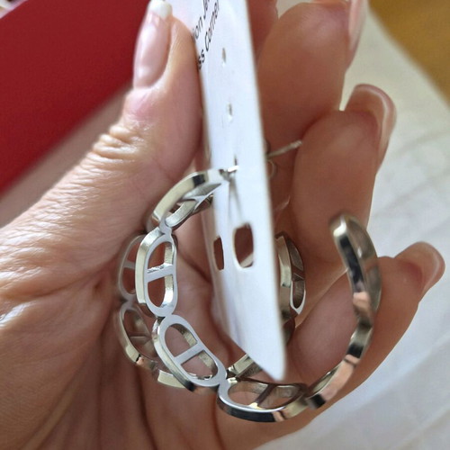 Stylish stainless steel hoop earrings new, 3.5cm diameter, silver