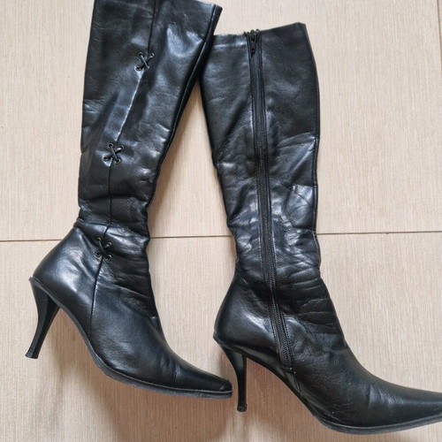 J.Bournazos leather boots like new, black, size 37