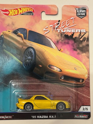 Hot Wheels Street Tuners ‘95 Mazda RX-7 yellow Premium Real Riders new