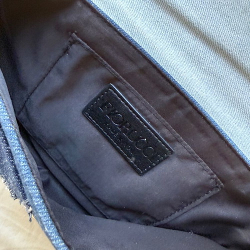 Fiorucci jean τσάντα ώμου ελαφρώς μεταχειρισμένη, μπλε