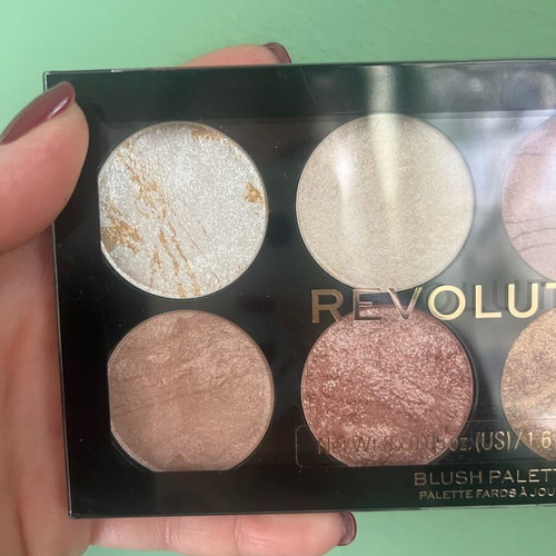 Revolution blush palette new with 8 shades golden sugar
