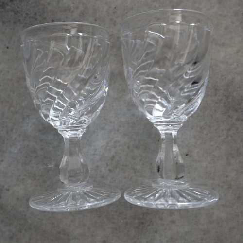 Baccara vintage crystal wine glasses like new, set of 2