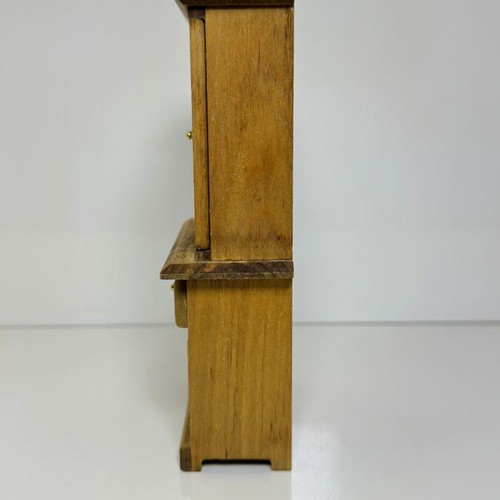 Wooden miniature furniture for dollhouse or decoration