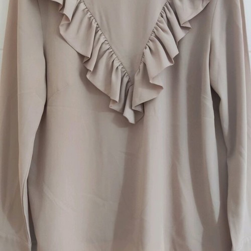 H&M Beige Blouse like new, size 38