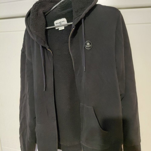 Billabong jacket with fur lining used, black, size L