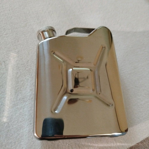 Fuel Tank Flask New Stainless Steel Hip Flask 5oz Capacity