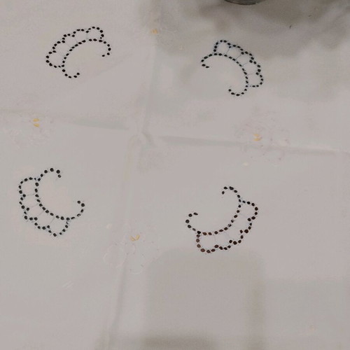 Vintage tablecloth used, dimensions 86x86