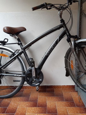 Navigator 2.0 Trek city bike like new, 26 inch, gears