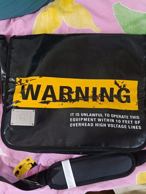 Τσάντα ώμου CAT σαν καινούργια, μαύρη, satchel bag