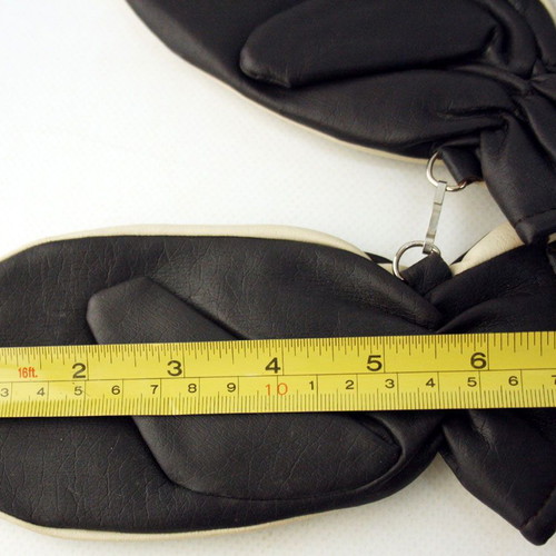 Vintage winter leather ski gloves 1980s new from Hong Kong