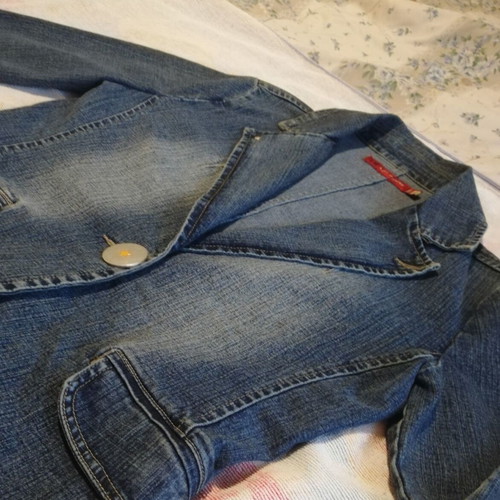 Blue denim jacket like new, size M