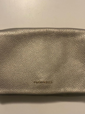 Coccinelle τσάντα ώμου σαν καινούργιο, χρυσαφί