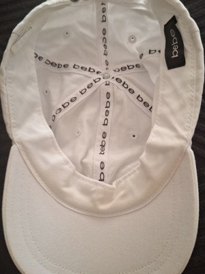 Bebe hat one size white like new