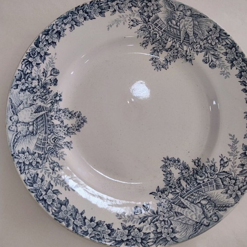 Antique Saint-Amand Faience Plate Colombier Used