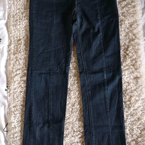 High-waisted jean pants size 36 like new