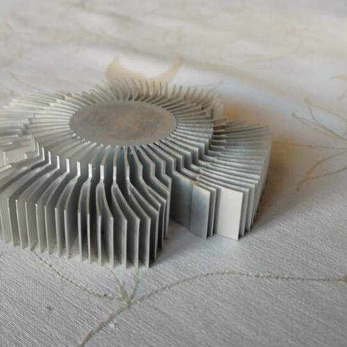 Aluminum CPU Cooler for Socket 775 processor like new