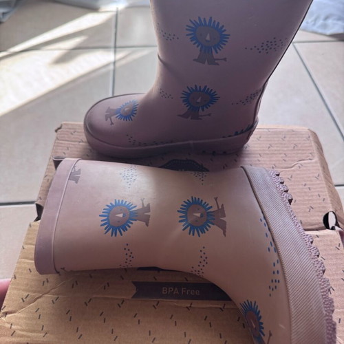 Fresk rain boots size 24 used, brown with lion prints