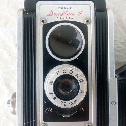 Kodak Duaflex II vintage camera used with flash accessory