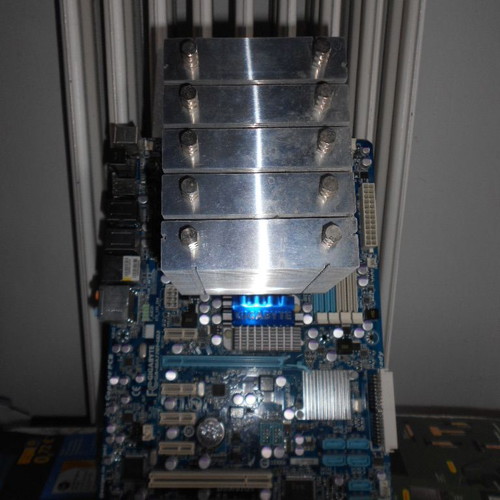Motherboard AM3 with Sempron 190, Scythe Mugen 2 and Sapphire HD 6450 used