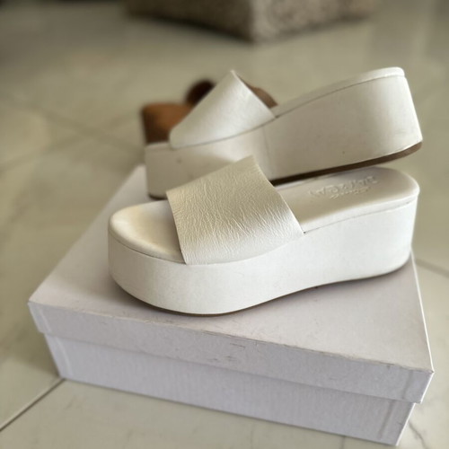 Sante white platform sandals size 38