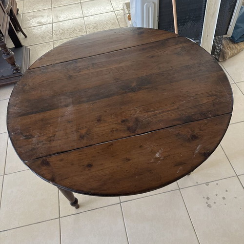 Antique folding kitchen table used, dimensions 1.02/1.04 x 0.77 m
