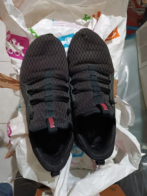 Αθλητικά παπούτσια Puma Softride Carson Fresh μεταχειρισμένα, μαύρα και ροζ, μέγεθος 39