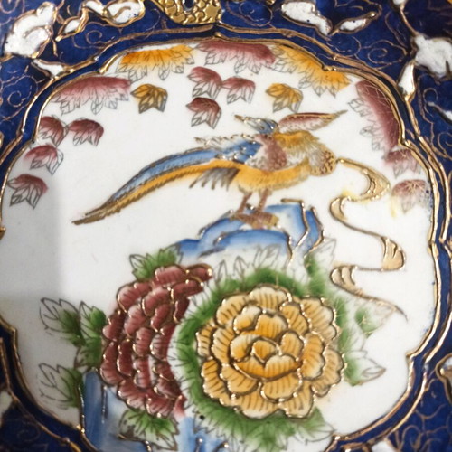 Royal Satsuma decorative plate like new, handpainted