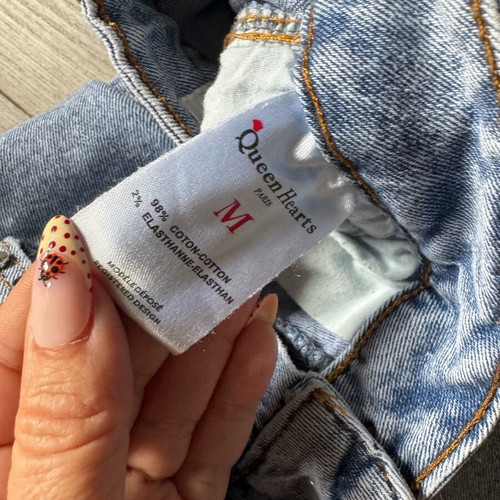 Denim shorts Queen Hearts Paris size M like new with studs