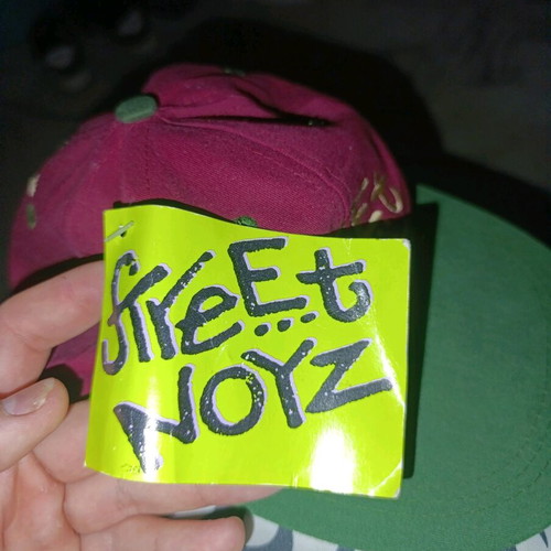 Street Noise vintage snapback hat new, red and green