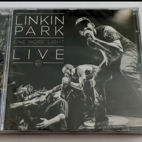 Linkin Park One More Light Live CD like new