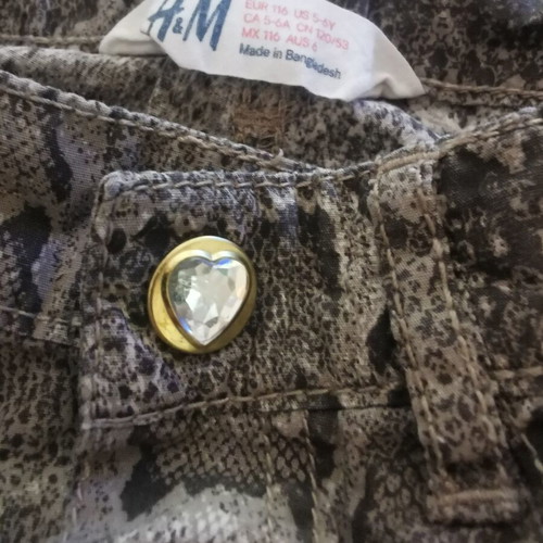 H&M shorts size 116, like new, gray