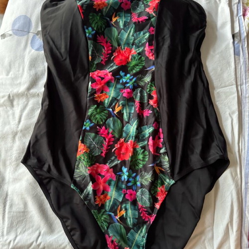Janina strapless printed swimsuit like new