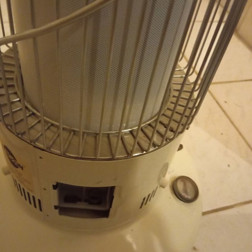 Kerosun Rainbow kerosene heater used, clean fuel