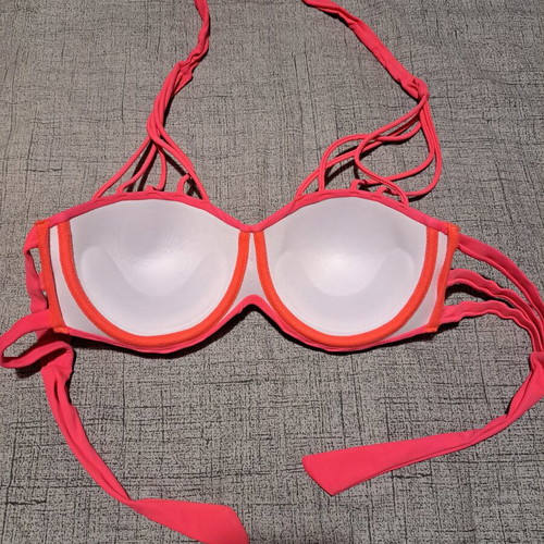 Bikini top like new, pink-coral, size M