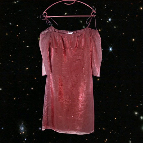 Vampire red dress used, adjustable tie straps, 3/4 bell sleeves
