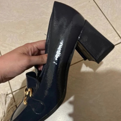 Patent leather shoes dark blue with thick heel 7-8cm almost new