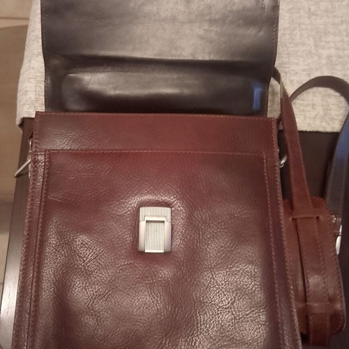 Dino Rossi leather professional bag brown like new